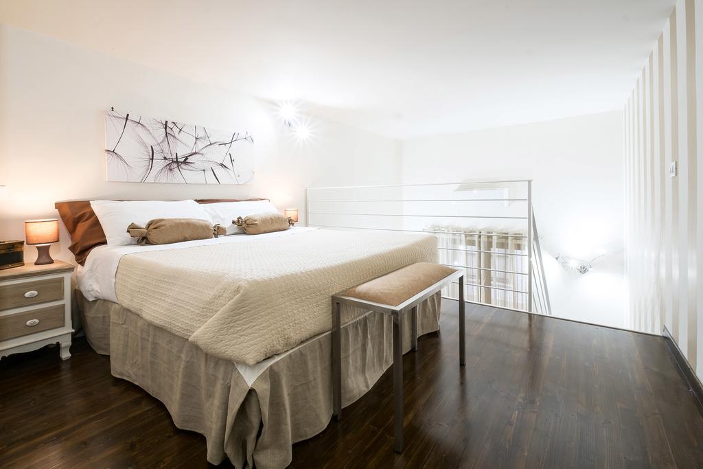 Quattro Canti Apartments Palermo Habitación foto