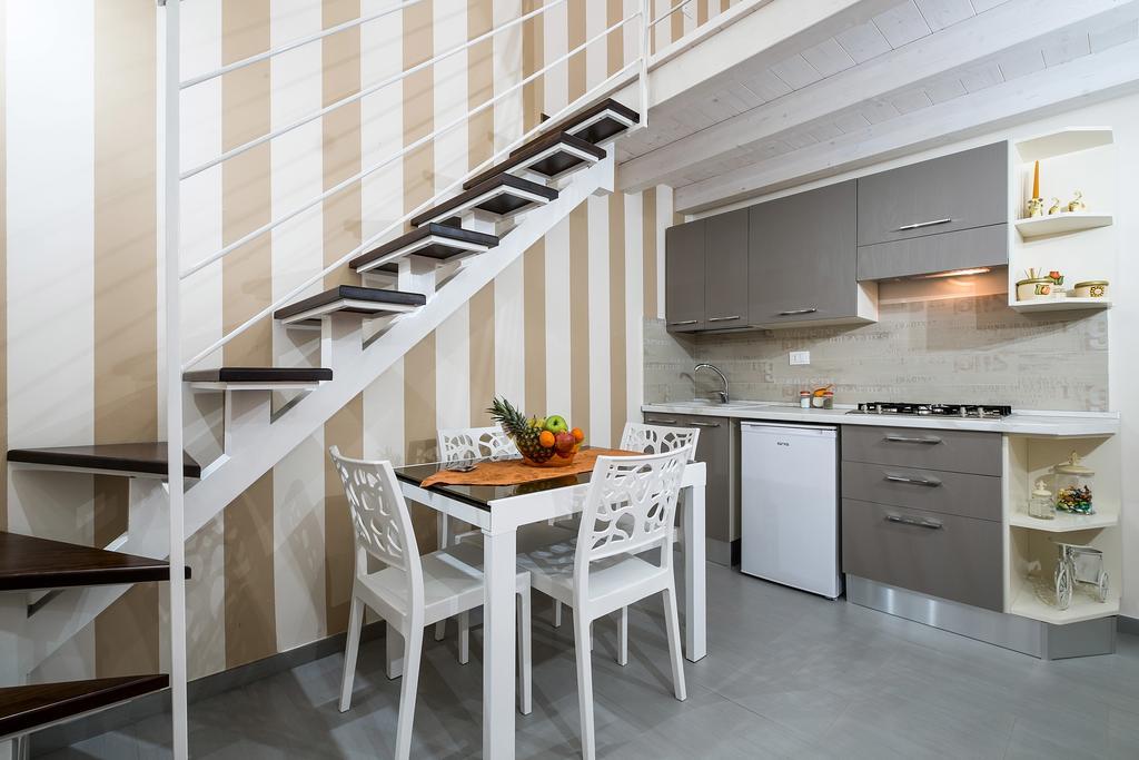 Quattro Canti Apartments Palermo Habitación foto